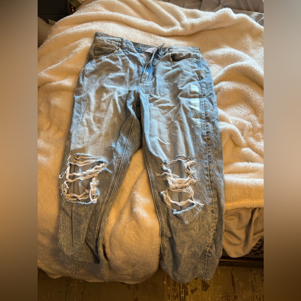 American Eagle boyfriend jeans